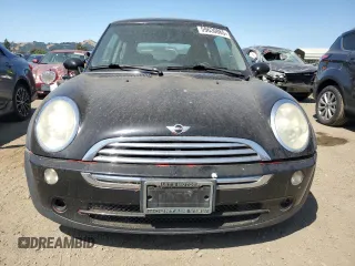 2006 MINI Hardtop with VIN WMWRC33596TK70842, listed as a Copart auction lot 59630865 with 150,866 mi miles and Clean title. Bid and sale history available at DreamBid. Image 5.