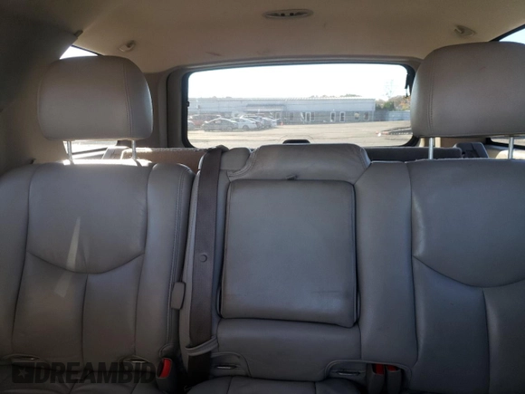 2004 GMC Yukon SLE with VIN 1GKEK13T64J315403, listed as a Copart auction lot 76126114 with 143,527 mi miles and Clean Title. Bid and sale history available at carsss.com. Image 10.