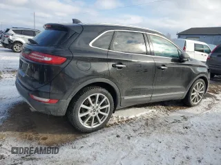 2019 Lincoln MKC Reserve with VIN 5LMCJ3C92KUL53298, listed as a Copart auction lot 44779705 with 61,451 mi miles and Clean Title. Bid and sale history available at DreamBid. Image 3.