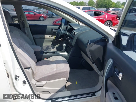 2010 Nissan Rogue S with VIN JN8AS5MT2AW023718, listed as a IAAI auction lot 42009887 with 207,891 mi miles and . Bid and sale history available at carsss.com. Image 5.