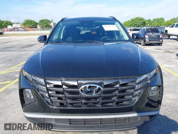2022 Hyundai Tucson SEL with VIN 5NMJF3AE4NH054584, listed as a IAAI auction lot 41745990 with 33,728 mi miles. Bid and sale history available at carsss.com. Image 12.