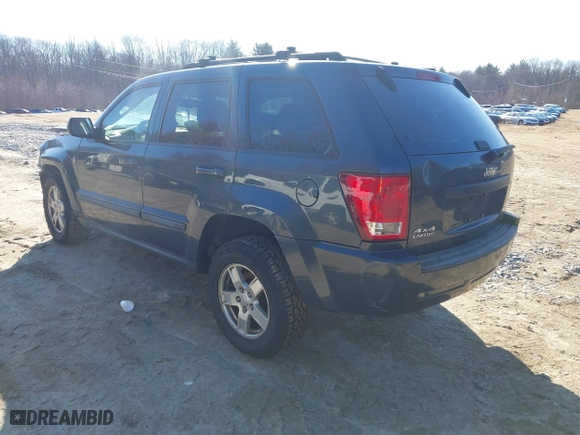 2007 Jeep Grand Cherokee Laredo with VIN 1J8HR48N87C689366, listed as a IAAI auction lot 41753343 with 193,124 mi miles. Bid and sale history available at carsss.com. Image 3.