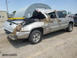 2006 Chevrolet Silverado 1500 LT1 with VIN 2GCEC13T461222966, listed as a Copart auction lot 62889144 with 124,287 mi miles and Salvage Title. Bid and sale history available at carsss.com. Image 3.