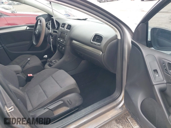 2013 Volkswagen Golf TDI w/Sunroof & Nav with VIN WVWNM7AJ3DW121845, listed as a IAAI auction lot 42414147 with 92,478 mi miles and . Bid and sale history available at DreamBid. Image 5.
