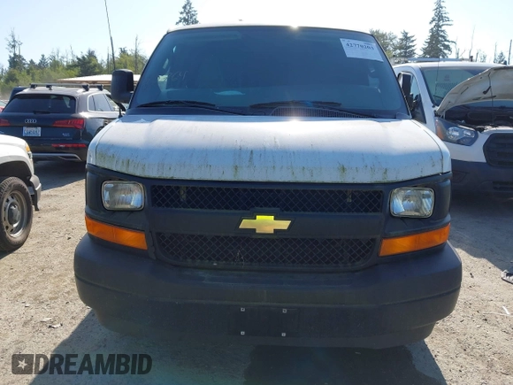 2017 Chevrolet Express Cargo z VIN 1GCWGAFF5H1326857, wystawiony jako IAAI lot #42770203 z przebiegiem Nie podano mil oraz . Historia ofert i sprzedaży dostępna na DreamBid. Obrazek 11.