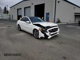 2018 Mercedes-Benz C 350e with VIN 55SWF4HB9JU255561, listed as a Copart auction lot 44701353 with 70,881 mi miles and . Bid and sale history available at DreamBid. Image 11.