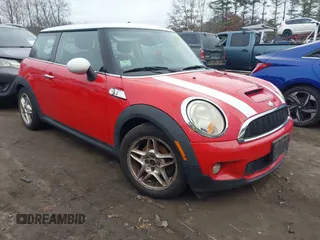 2007 MINI Hardtop S with VIN WMWMF73597TT83782, listed as a IAAI auction lot 41120914 with 80,249 mi miles and . Bid and sale history available at DreamBid. Image 1.