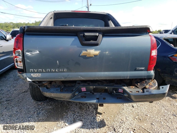 2008 Chevrolet Avalanche LTZ with VIN 3GNFK12348G146739, listed as a Copart auction lot 67585464 with 219,946 mi miles and Salvage Title. Bid and sale history available at carsss.com. Image 6.