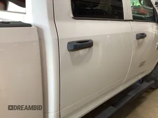 2018 Ram 2500 Tradesman с VIN 3C6UR4HJ8JG274627, выставлен на аукционе IAAI как лот 42575840 с пробегом 152 686 миль миль и . История ставок и продаж доступна на DreamBid. Изображение 31.