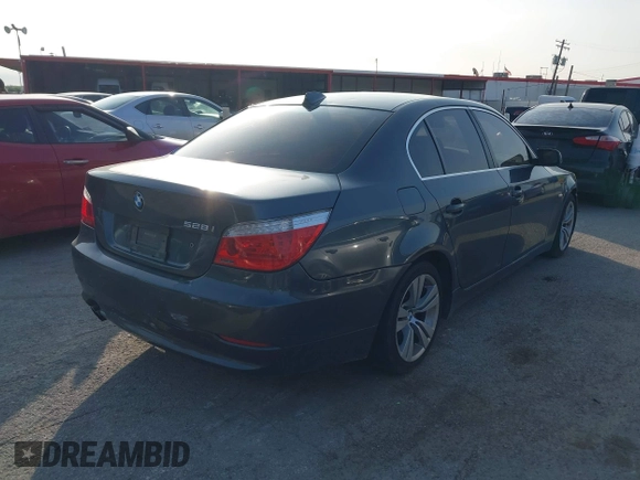 2010 BMW 5 Series 528i with VIN WBANU5C56AC124303, listed as a IAAI auction lot 41919589 with 334,791 mi miles and . Bid and sale history available at carsss.com. Image 4.