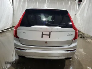 2017 Volvo XC90 Inscription z VIN YV4A22PL0H1168007, wystawiony jako Copart lot #88967015 z przebiegiem 112 924 mil mil oraz Szkoda całkowita • Salvage title. Historia ofert i sprzedaży dostępna na DreamBid. Obrazek 6.
