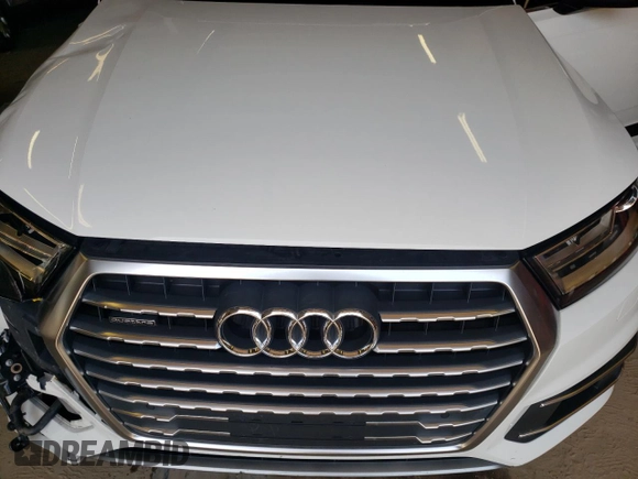2018 Audi Q7 Premium z VIN WA1AAAF79JD054297, wystawiony jako Copart lot #64131693 z przebiegiem 61 849 mil mil oraz . Historia ofert i sprzedaży dostępna na DreamBid. Obrazek 11.
