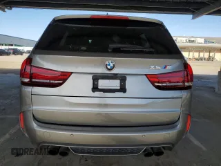 2018 BMW X5 M z VIN 5YMKT6C56J0Y83685, wystawiony jako Copart lot #55342035 z przebiegiem 56 136 mil mil oraz Szkoda całkowita • Salvage title. Historia ofert i sprzedaży dostępna na DreamBid. Obrazek 6.
