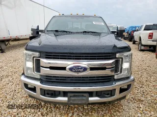 2017 Ford F-350 XL with VIN 1FT8W3CTXHEC96474, listed as a Copart auction lot 58448205 with 319,293 mi miles and Salvage title. Bid and sale history available at DreamBid. Image 5.