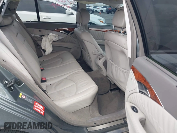 2009 Mercedes-Benz E 350 with VIN WDBUH87X89B395749, listed as a IAAI auction lot 41890718 with 113,490 mi miles and . Bid and sale history available at DreamBid. Image 8.