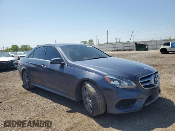 2014 Mercedes-Benz E 350 Luxury with VIN WDDHF8JB3EA924262, listed as a Copart auction lot 56058215 with 156,188 mi miles and Clean Title. Bid and sale history available at DreamBid. Image 4.