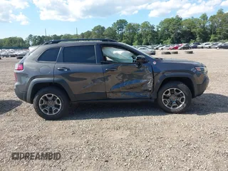 2022 Jeep Cherokee Trailhawk с VIN 1C4PJMBX7ND546193, выставлен на аукционе IAAI как лот 42785874 с пробегом 19 252 миль миль и . История ставок и продаж доступна на DreamBid. Изображение 13.
