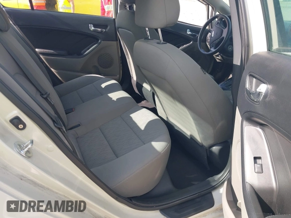 2015 Kia Forte LX with VIN KNAFK4A68F5364092, listed as a IAAI auction lot 41812358 with 100,682 mi miles. Bid and sale history available at carsss.com. Image 8.