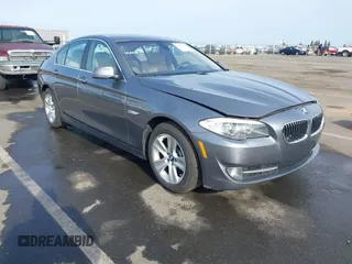 2012 BMW 5 Series 528i with VIN WBAXG5C53CDX04248, listed as a IAAI auction lot 42004099 with 197,776 mi miles. Bid and sale history available at carsss.com. Image 1.