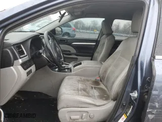 2018 Toyota Highlander LE with VIN 5TDBZRFH8JS887099, listed as a Copart auction lot 50317985 with 113,574 mi miles and Salvage Title. Bid and sale history available at carsss.com. Image 7.