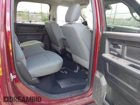 2018 Ram 2500 Tradesman with VIN 3C6UR5CJ6JG381673, listed as a IAAI auction lot 42625712 with 131,207 mi miles and . Bid and sale history available at DreamBid. Image 8.
