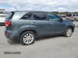2014 Kia Sorento EX with VIN 5XYKUDA7XEG497463, listed as a Copart auction lot 53112355 with 135,217 mi miles and Clean Title. Bid and sale history available at DreamBid. Image 3.