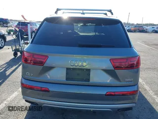 2017 Audi Q7 Premium Plus z VIN WA1LAAF78HD050275, wystawiony jako IAAI lot #41857583 z przebiegiem 68 612 mil mil oraz . Historia ofert i sprzedaży dostępna na DreamBid. Obrazek 16.