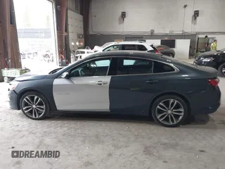 2020 Chevrolet Malibu LT with VIN 1G1ZD5STXLF099405, listed as a IAAI auction lot 42094601 with 130,229 mi miles and . Bid and sale history available at DreamBid. Image 14.