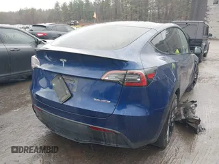 2021 Tesla Model Y Performance with VIN 5YJYGDEF5MF257262, listed as a IAAI auction lot 41721311 with 31,329 mi miles and . Bid and sale history available at DreamBid. Image 4.