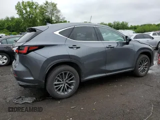 2023 Lexus NX 350 Premium z VIN 2T2GGCEZ9PC023355, wystawiony jako Copart lot #60333005 z przebiegiem 18 343 mil mil oraz Szkoda całkowita • Salvage title. Historia ofert i sprzedaży dostępna na DreamBid. Obrazek 3.