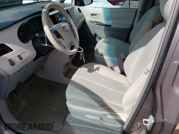 2011 Toyota Sienna with VIN 5TDZK3DC1BS024475, listed as a Copart auction lot 52935365 with 187,063 mi miles and Clean Title. Bid and sale history available at carsss.com. Image 7.