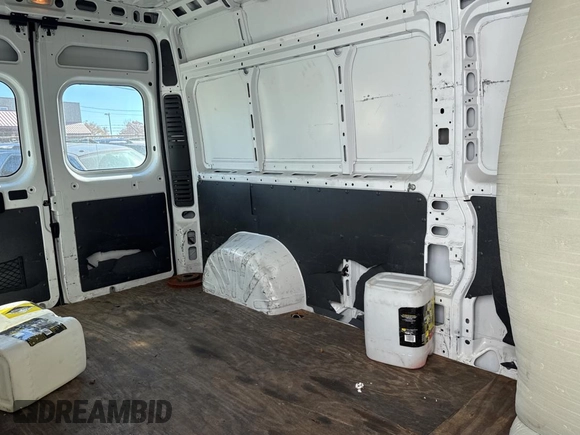 2015 Ram ProMaster Cargo with VIN 3C6URVHGXFE505007, listed as a Copart auction lot 80241974 with 152,673 mi miles and Salvage Title. Bid and sale history available at DreamBid. Image 6.