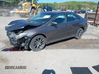 2017 Toyota Camry XLE z VIN 4T1BF1FK6HU307775, wystawiony jako IAAI lot #42123374 z przebiegiem 53 183 mil mil oraz . Historia ofert i sprzedaży dostępna na DreamBid. Obrazek 2.
