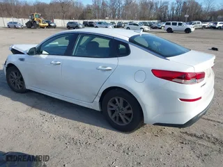 2020 Kia Optima LX with VIN 5XXGT4L3XLG424520, listed as a IAAI auction lot 41663821 with 85,960 mi miles. Bid and sale history available at carsss.com. Image 3.