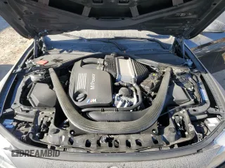 2015 BMW M4 z VIN WBS3U9C53FJ968070, wystawiony jako Copart lot #81830424 z przebiegiem 66 946 mil mil oraz Szkoda całkowita • Salvage title. Historia ofert i sprzedaży dostępna na DreamBid. Obrazek 11.