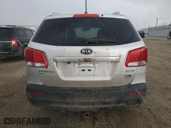 2013 Kia Sorento EX with VIN 5XYKUDA20DG401262, listed as a Copart auction lot 53732255 with 196,064 mi miles and Clean Title. Bid and sale history available at carsss.com. Image 6.