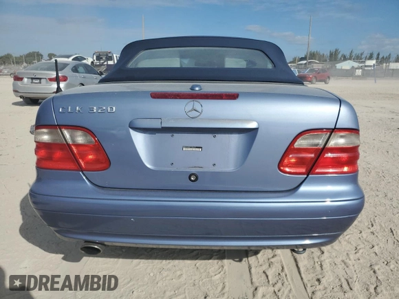 2002 Mercedes-Benz CLK 320/430 z VIN WDBLK65G82T122427, wystawiony jako Copart lot #88716605 z przebiegiem 176 571 mil mil oraz Szkoda całkowita • Salvage title. Historia ofert i sprzedaży dostępna na DreamBid. Obrazek 6.