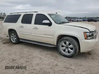 2008 Chevrolet Suburban LTZ с VIN 1GNFC16068R207781, выставлен на аукционе Copart как лот 86651134 с пробегом 121 112 миль миль и Чистый • Clean title. История ставок и продаж доступна на DreamBid. Изображение 4.