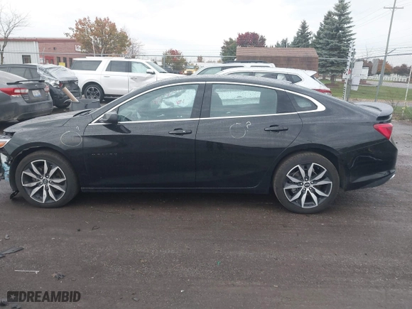 2024 Chevrolet Malibu RS with VIN 1G1ZG5ST7RF136054, listed as a IAAI auction lot 40690412 with 39,080 mi miles. Bid and sale history available at carsss.com. Image 15.