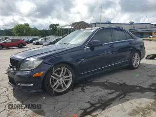 2012 Mercedes-Benz C 250 Sport z VIN WDDGF4HB8CR213861, wystawiony jako Copart lot #56090855 z przebiegiem 120 685 mil mil oraz Szkoda całkowita • Salvage title. Historia ofert i sprzedaży dostępna na DreamBid. Obrazek 1.