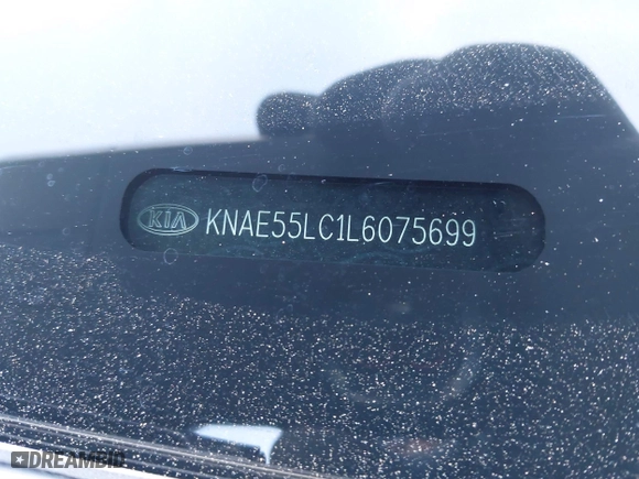 2020 Kia Stinger GT2 with VIN KNAE55LC1L6075699, listed as a IAAI auction lot 41598898 with 58,894 mi miles. Bid and sale history available at carsss.com. Image 9.