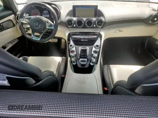 2016 Mercedes-Benz AMG GT z VIN WDDYJAJA0GA000264, wystawiony jako Copart lot #57244855 z przebiegiem 41 101 mil mil oraz Tytuł czysty. Historia ofert i sprzedaży dostępna na DreamBid. Obrazek 8.