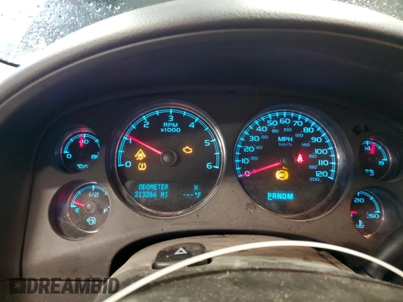 2010 GMC Yukon z VIN 1GKUKAE04AR117639, wystawiony jako Copart lot #82411664 z przebiegiem 313 266 mil mil oraz Szkoda całkowita • Salvage title. Historia ofert i sprzedaży dostępna na DreamBid. Obrazek 9.