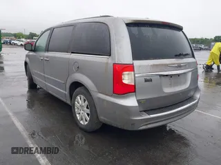 2015 Chrysler Town & Country Touring with VIN 2C4RC1BG6FR695422, listed as a IAAI auction lot 42246534 with 181,433 mi miles and . Bid and sale history available at DreamBid. Image 3.