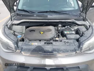 2015 Kia Soul + with VIN KNDJP3A5XF7112977, listed as a IAAI auction lot 41787435 with 184,000 mi miles. Bid and sale history available at carsss.com. Image 10.