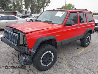 1996 Jeep Cherokee Country with VIN 1J4FJ78S3TL116814, listed as a IAAI auction lot 42131760 with 209,510 mi miles and . Bid and sale history available at DreamBid. Image 2.
