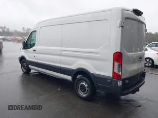 2018 Ford Transit with VIN 1FTBW2CMXJKA90555, listed as a IAAI auction lot 41539215 with 87,913 mi miles and . Bid and sale history available at DreamBid. Image 3.