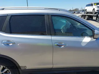 2019 Nissan Rogue SV with VIN KNMAT2MT3KP525172, listed as a IAAI auction lot 41765109 with 110,411 mi miles. Bid and sale history available at carsss.com. Image 13.