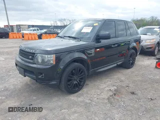 2010 Land Rover Range Rover Sport HSE Lux z VIN SALSK2D45AA252469, wystawiony jako IAAI lot #41915892 z przebiegiem 177 112 mil mil oraz . Historia ofert i sprzedaży dostępna na DreamBid. Obrazek 2.