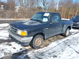 1997 Ford Ranger XLT z VIN 1FTCR10A0VPB38301, wystawiony jako IAAI lot #41490068 z przebiegiem 161 626 mil mil oraz . Historia ofert i sprzedaży dostępna na DreamBid. Obrazek 2.